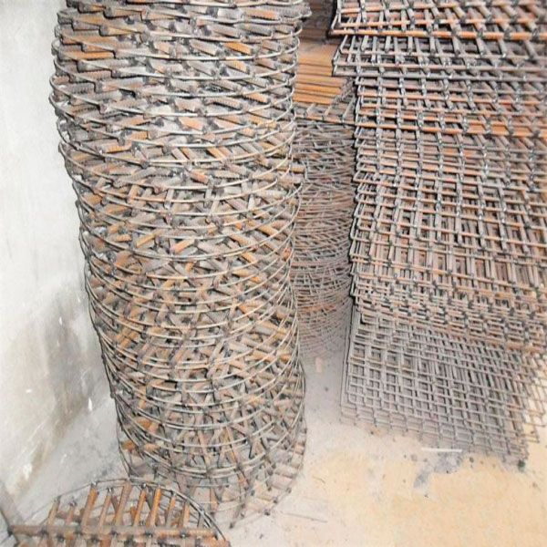 加強筋倉庫一角